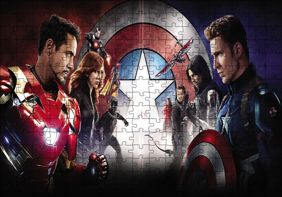 Civil War Kahramanlar Karşı Karşıya Puzzle Yapboz MDF Ahşap 255 Parça 34 cm X 49 cm