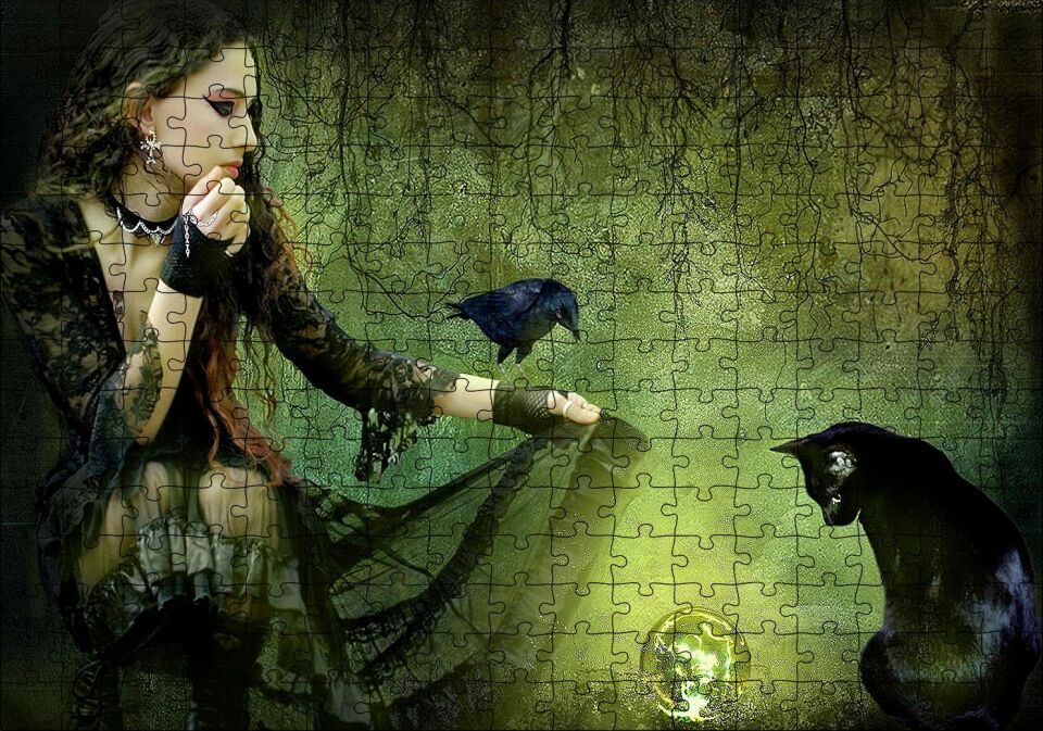 Gotik Kız Kara Kedi Karga ve Cam Küre Puzzle Yapboz MDF Ahşap 255 Parça 34 cm X 49 cm