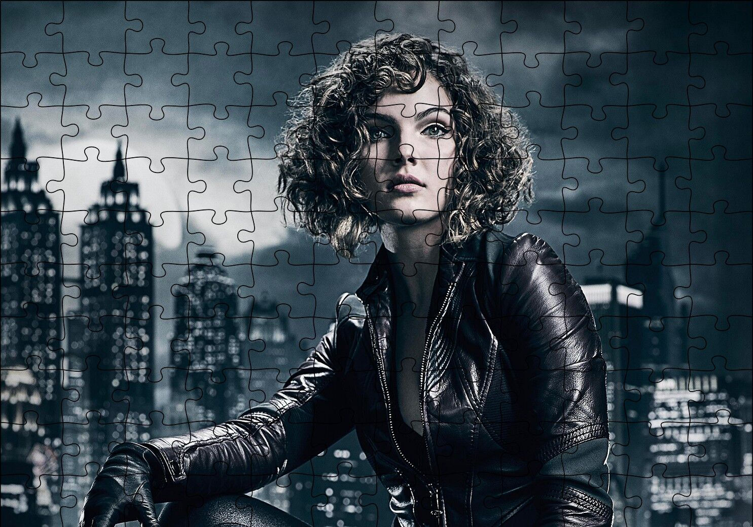 CatWoman Camren Bicondova Puzzle Yapboz MDF Ahşap