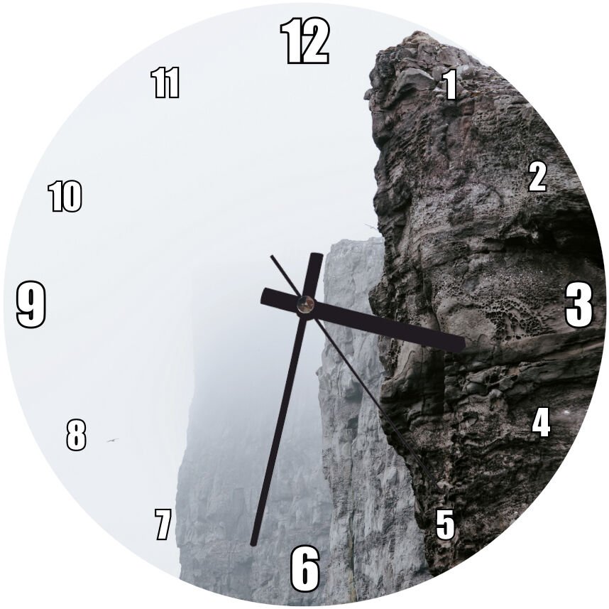 Sisler İçindeki Yalçın Kayalıklar  Mdf Ahşap Duvar Saati