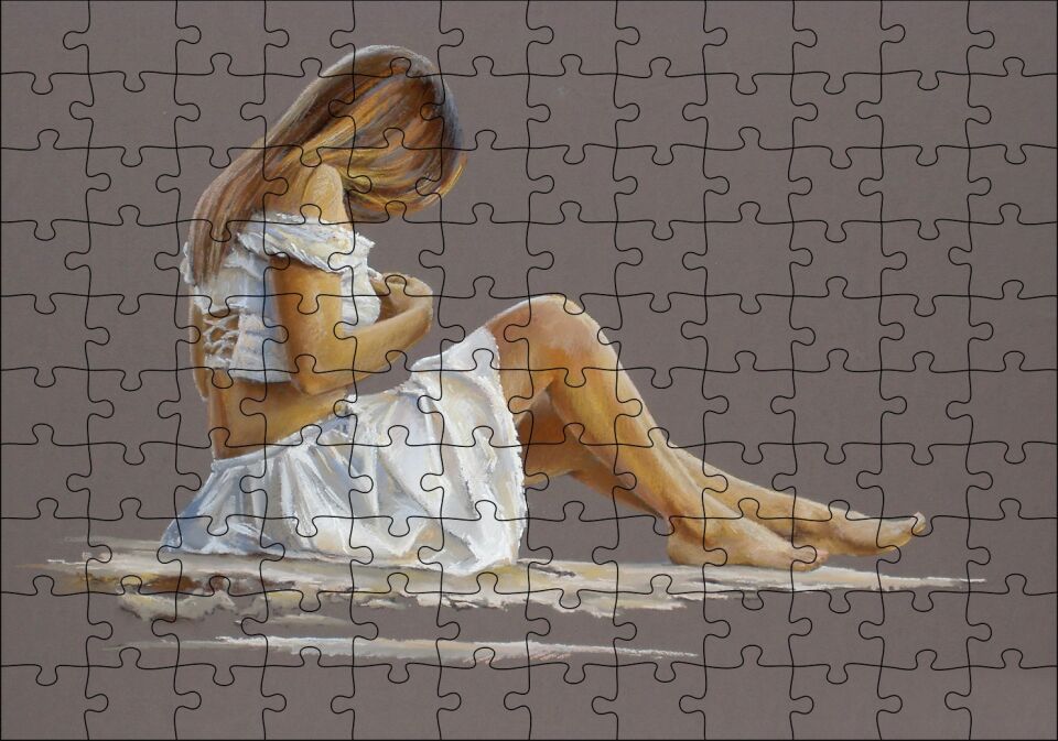 Beyaz Elbiseli Dekolteli Sarışın Kadın Puzzle Yapboz MDF Ahşap