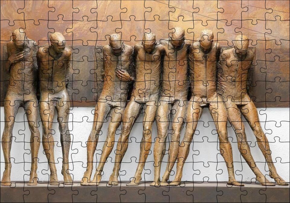 Çamur Heykeller Omuz Omuza Puzzle Yapboz MDF Ahşap