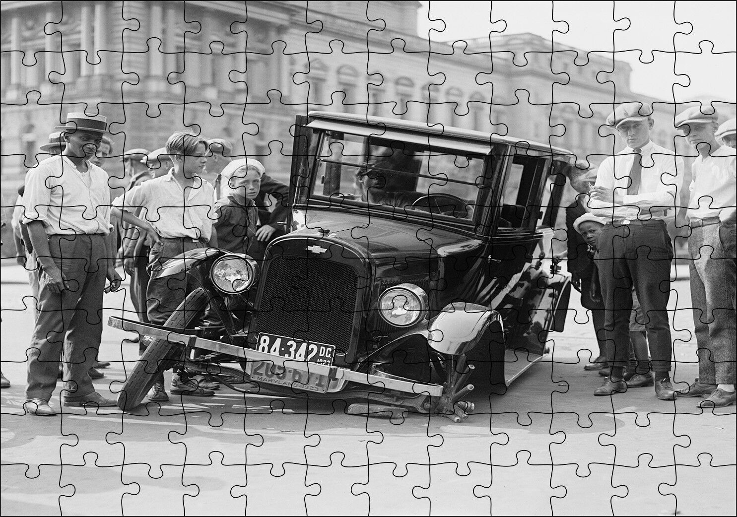 Antika Chevrolet Tekerlek Arızası Puzzle Yapboz MDF Ahşap 120 Parça 24 cm X 34 cm