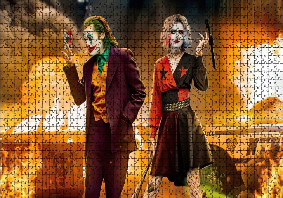 Joker ve Harley Quinn Alevler Arka Plan Puzzle Yapboz MDF Ahşap 1000 Parça 49 cm X 68 cm