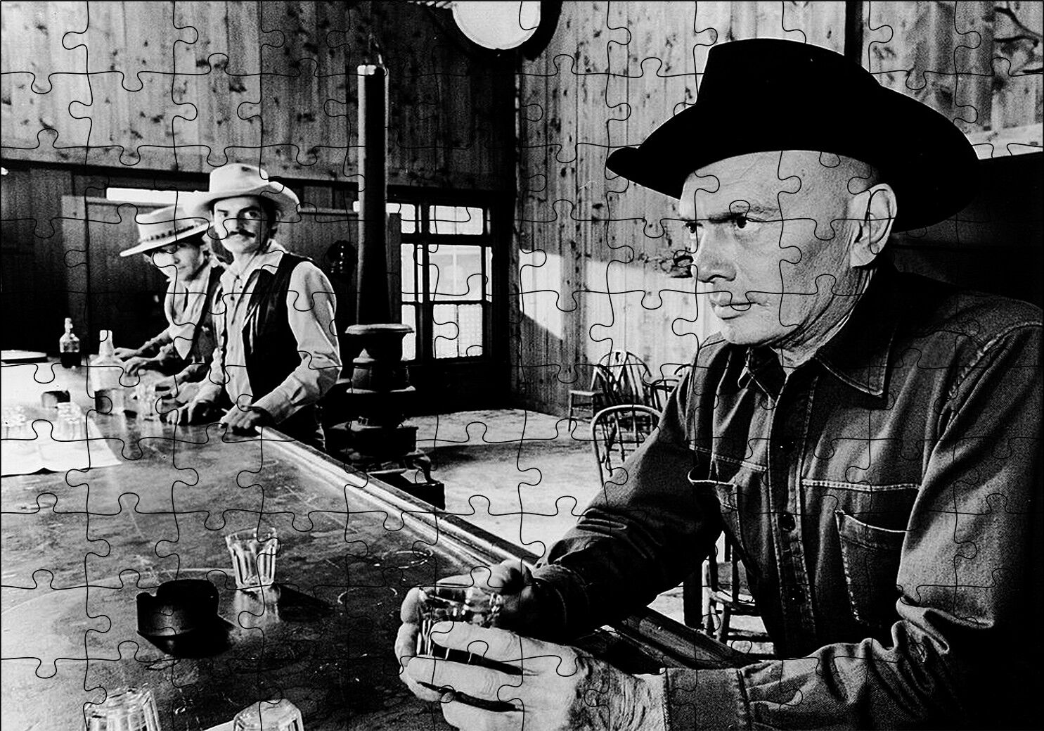Yul Brynner Western Barı Puzzle Yapboz MDF Ahşap 120 Parça 24 cm X 34 cm