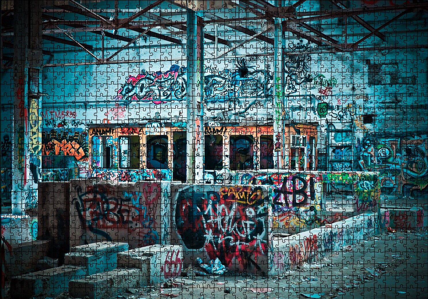 Banliyö İzbelerinde Graffiti Puzzle Yapboz MDF Ahşap 1000 Parça 49 cm X 68 cm