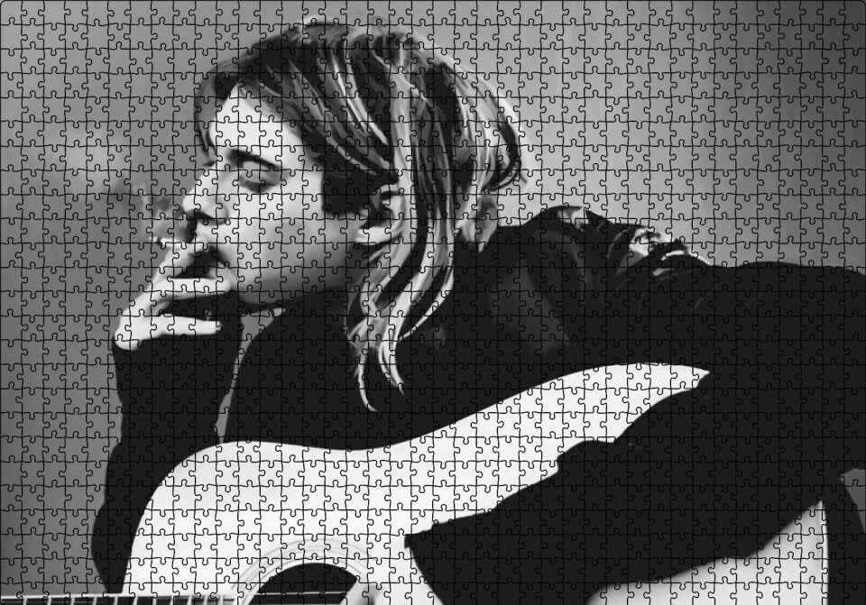 Kurt Cobain Gitar Puzzle Yapboz MDF Ahşap 1000 Parça 49 cm X 68 cm