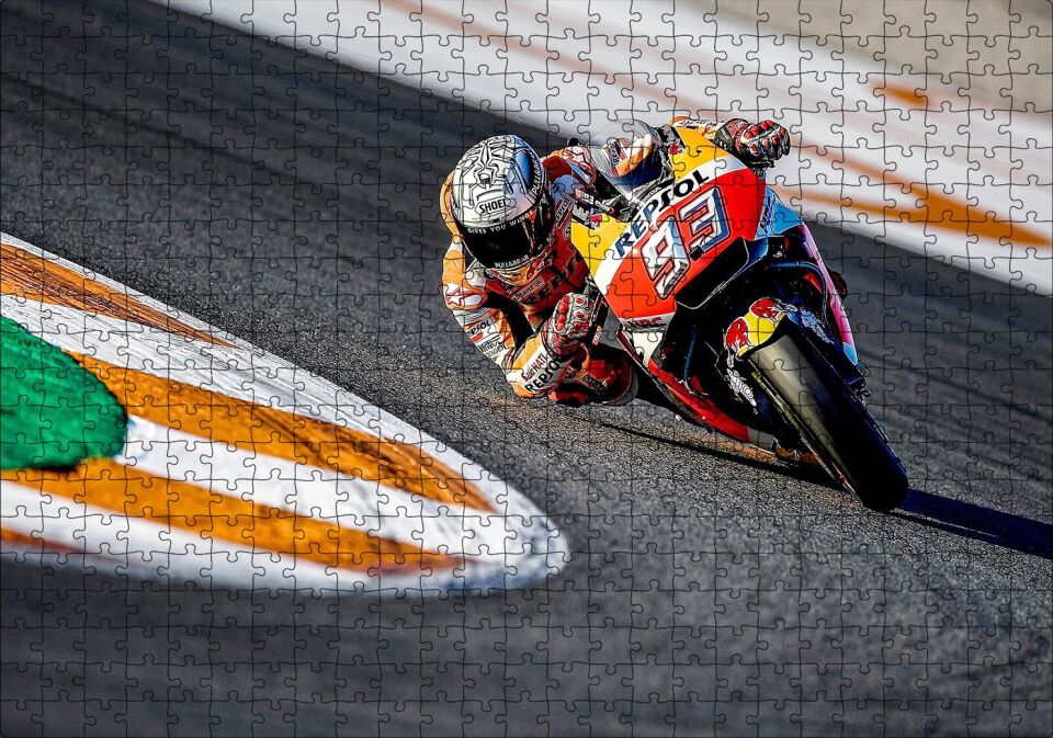 Honda Repsol Turuncu Kırmızı Motorsiklet Puzzle Yapboz MDF Ahşap 500 Parça 49 cm X 68 cm