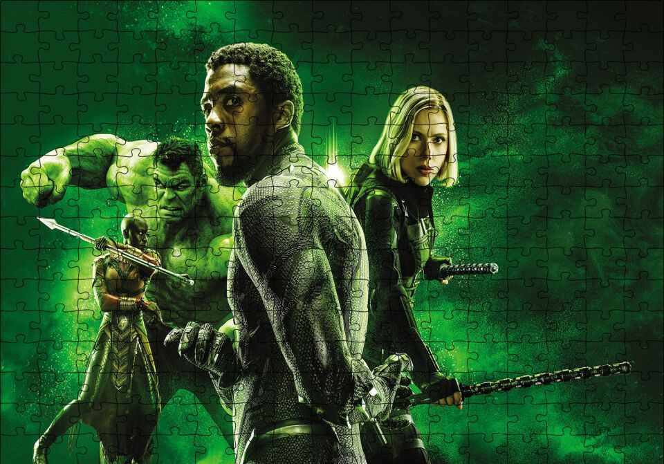 Hulk, Black Panther ve Black Widow Puzzle Yapboz MDF Ahşap 255 Parça 34 cm X 49 cm