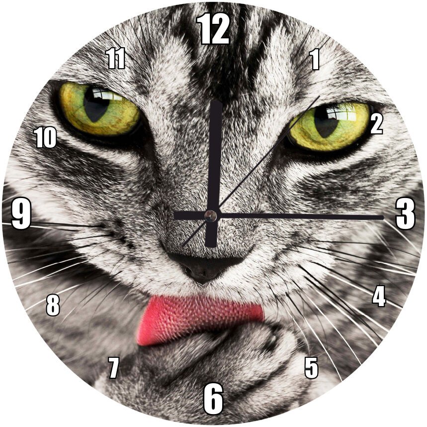 Patisini Yalayan Sevimli Tekir Kedi Mdf Ahşap Duvar Saati