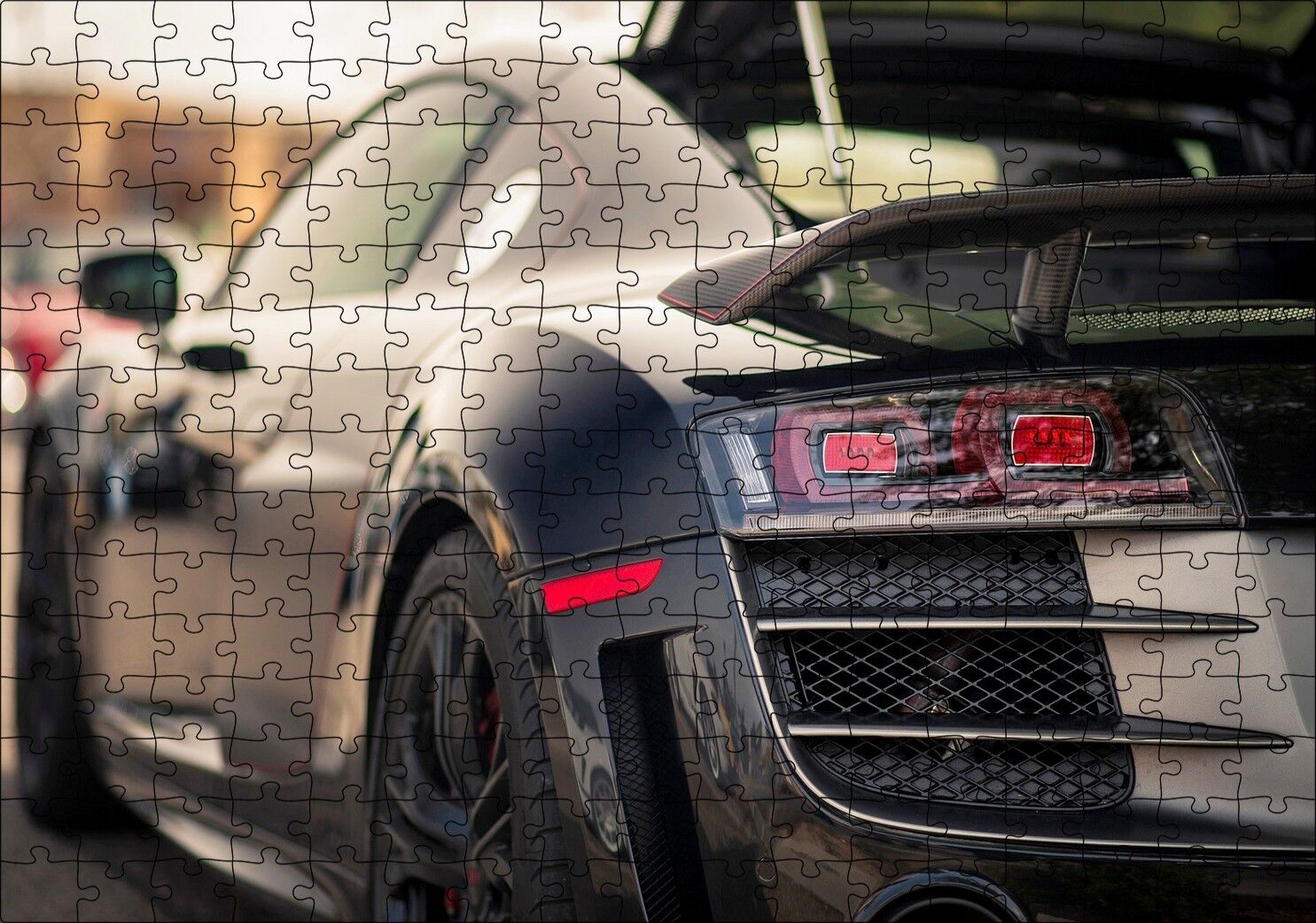 Audi R8 Siyah Modifiye Otomobil Görseli Puzzle Yapboz MDF Ahşap 255 Parça 34 cm X 49 cm
