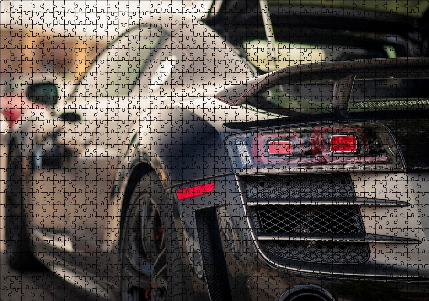 Audi R8 Siyah Modifiye Otomobil Görseli Puzzle Yapboz MDF Ahşap 1000 Parça 49 cm X 68 cm