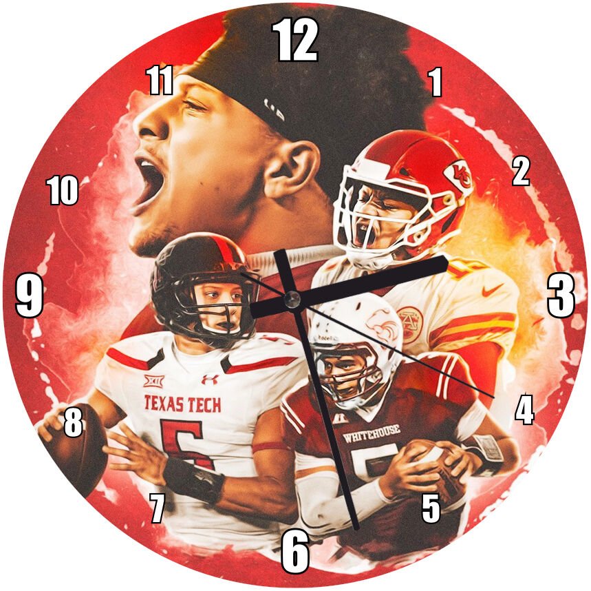 Yemek Odasında Genç Kız Yağlıboya Çizim Mdf Ahşap Duvar Saati