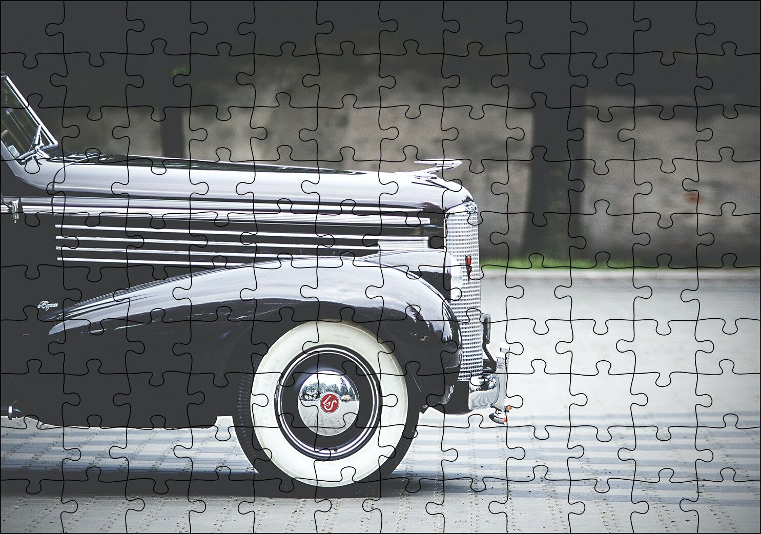 Antika Klasik Araba Ön Sağ Detay Puzzle Yapboz MDF Ahşap