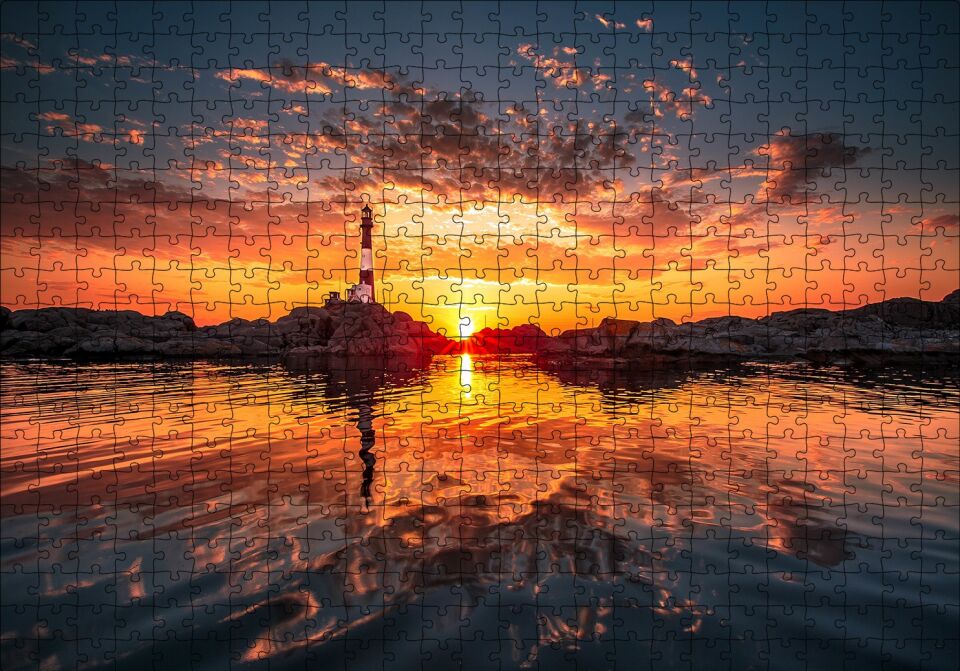 Günbatımı Deniz Feneri Kayalıklar ve Bulutlar Puzzle Yapboz MDF Ahşap 500 Parça 49 cm X 68 cm