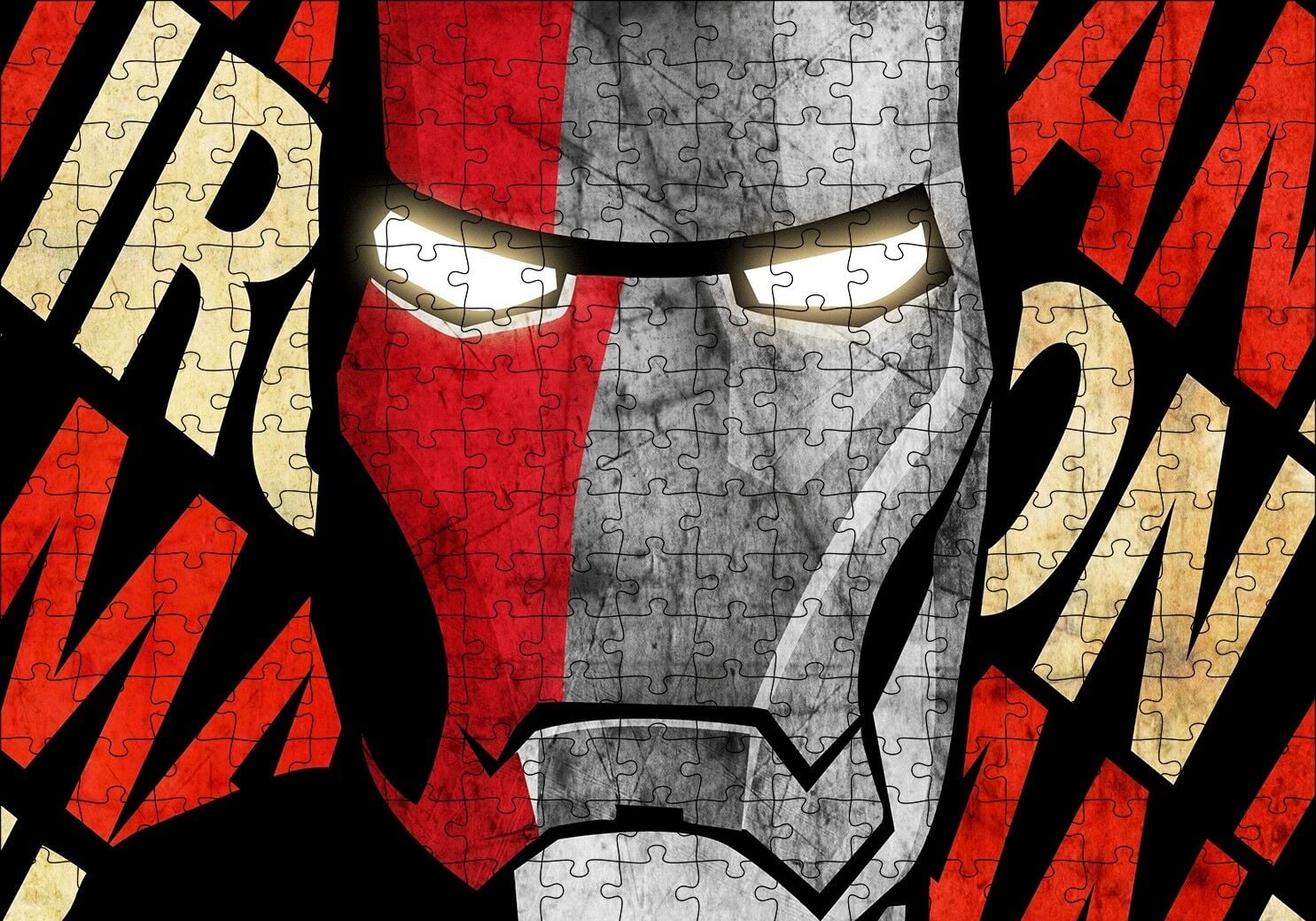 Iron Man Yakın Plan İllüstrasyon Puzzle Yapboz MDF Ahşap 255 Parça 34 cm X 49 cm
