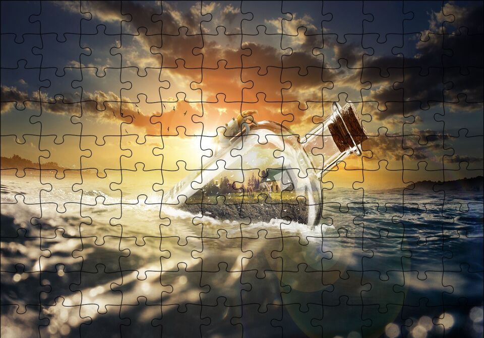 Günbatımı Okyanus Şişe Yengeç ve Kumsal Evi Puzzle Yapboz MDF Ahşap 120 Parça 24 cm X 34 cm