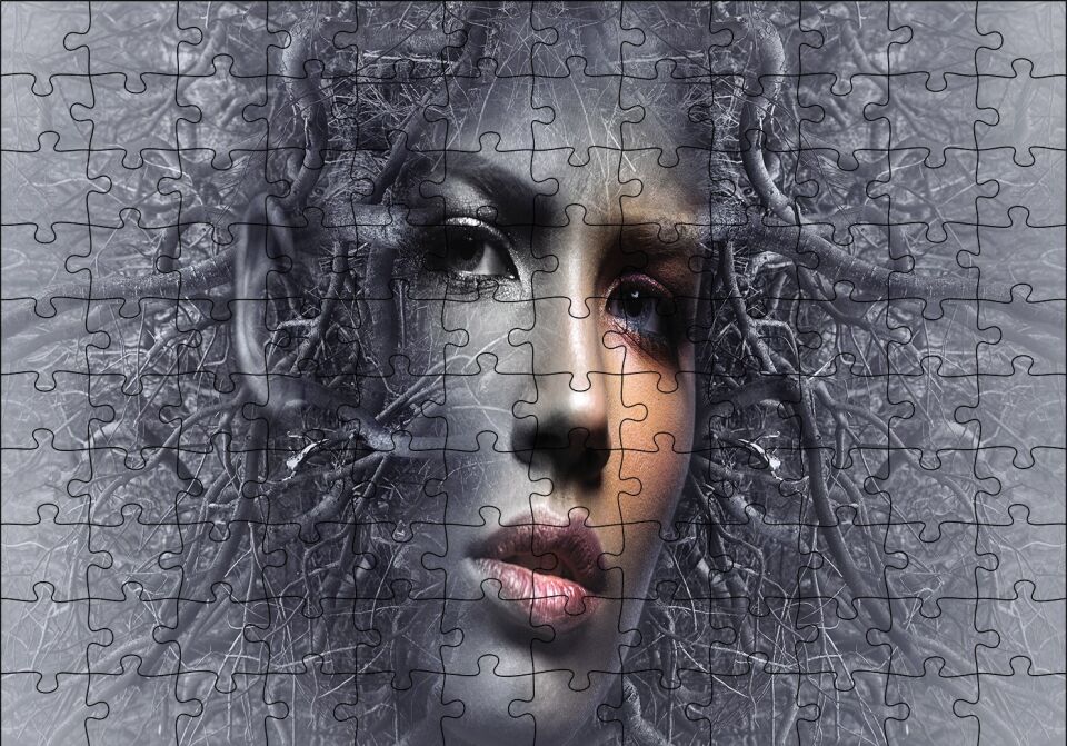 Fantazi Ağaç Yüzlü Kadın Puzzle Yapboz MDF Ahşap 120 Parça 24 cm X 34 cm