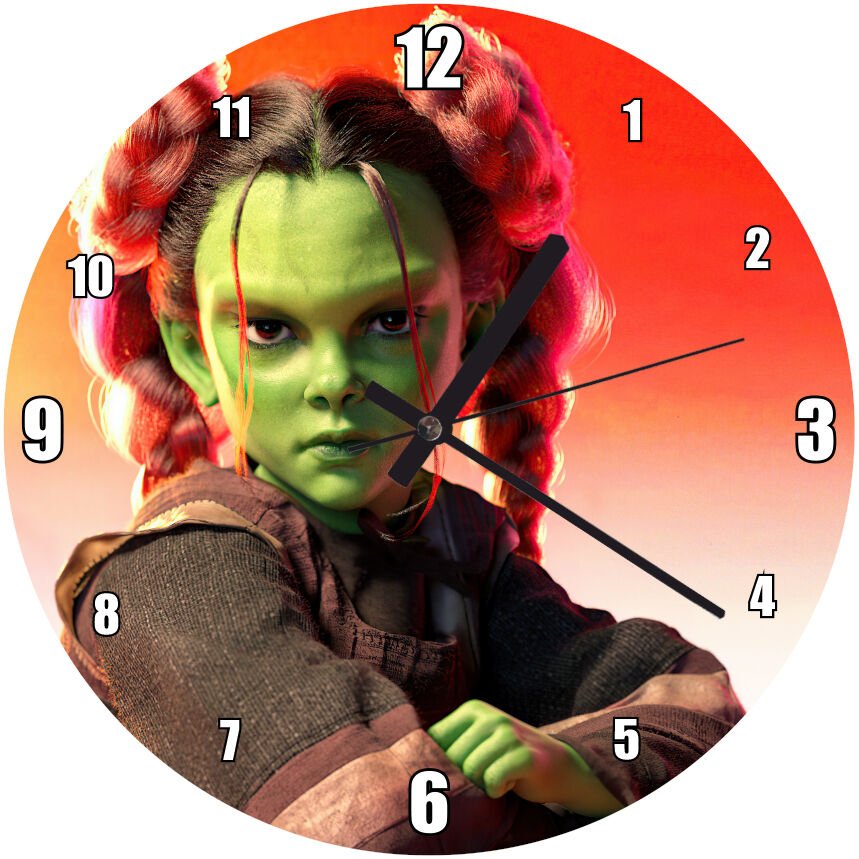 Bebek Gamora Görseli Kırmızı Fon Mdf Ahşap Duvar Saati