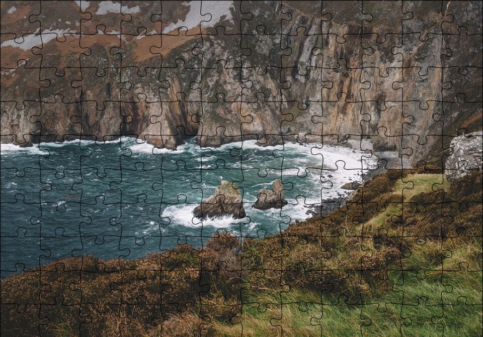 Hırçın Deniz ve Koyun Sonunda Kayalıklar Puzzle Yapboz MDF Ahşap 120 Parça 24 cm X 34 cm