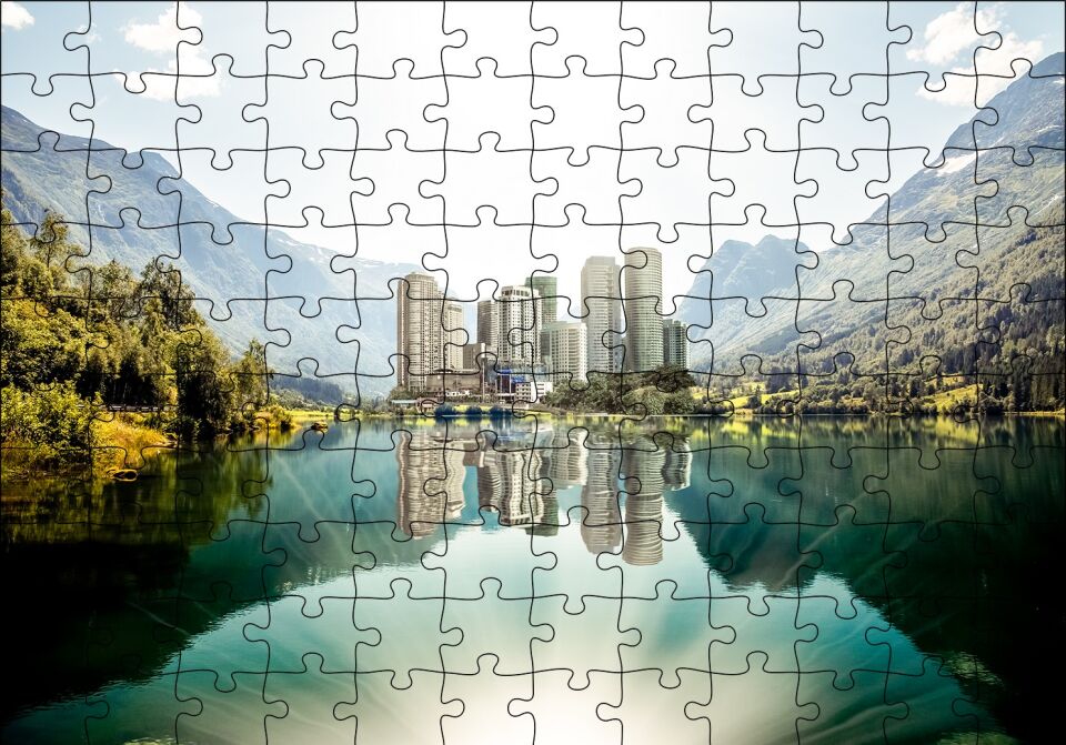 Dağ Gölünde Şehir Yansımaları Puzzle Yapboz MDF Ahşap