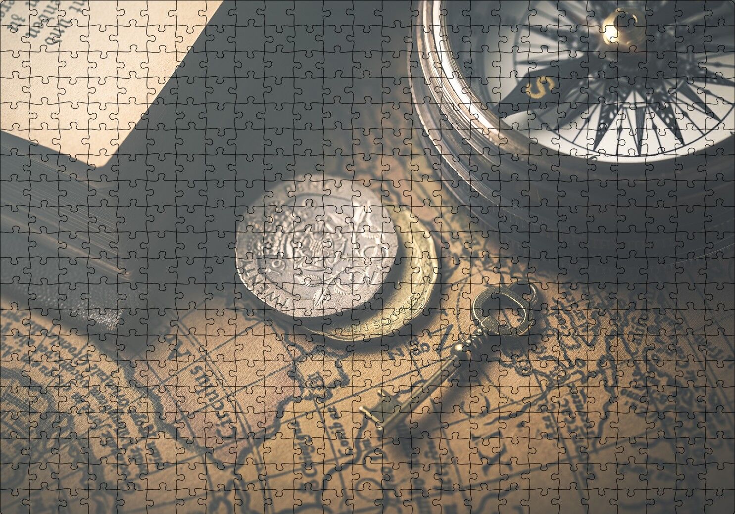 Eski Harita Pusula Anahtar ve Demir Paralar Puzzle Yapboz MDF Ahşap 500 Parça 49 cm X 68 cm