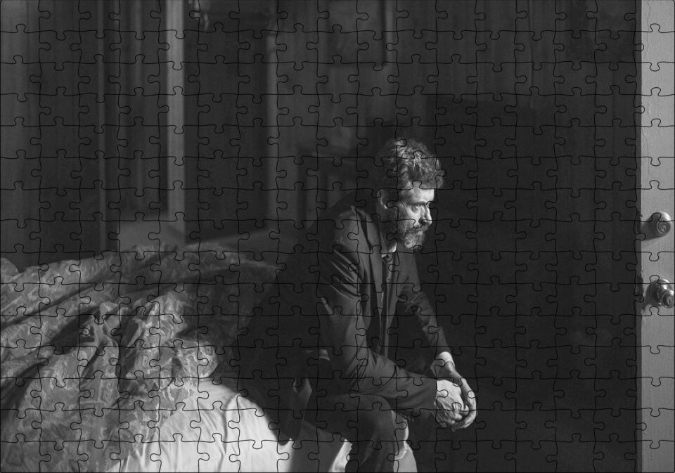 Logan Noir Siya Beyaz Görseli Puzzle Yapboz MDF Ahşap 255 Parça 34 cm X 49 cm
