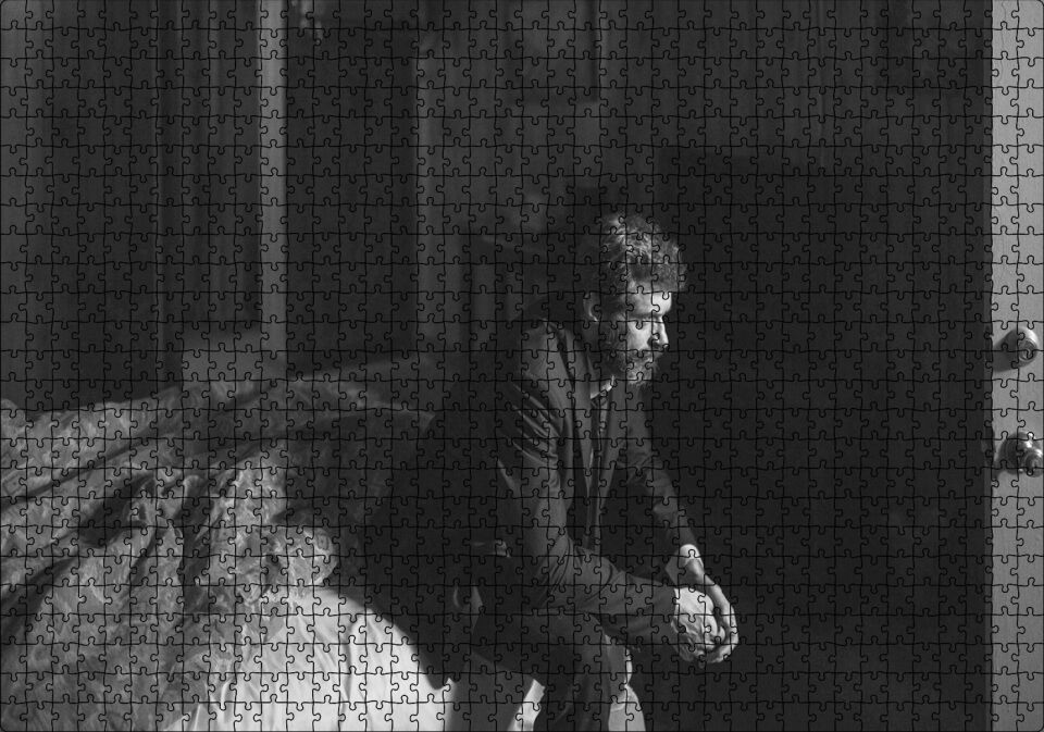 Logan Noir Siya Beyaz Görseli Puzzle Yapboz MDF Ahşap 1000 Parça 49 cm X 68 cm