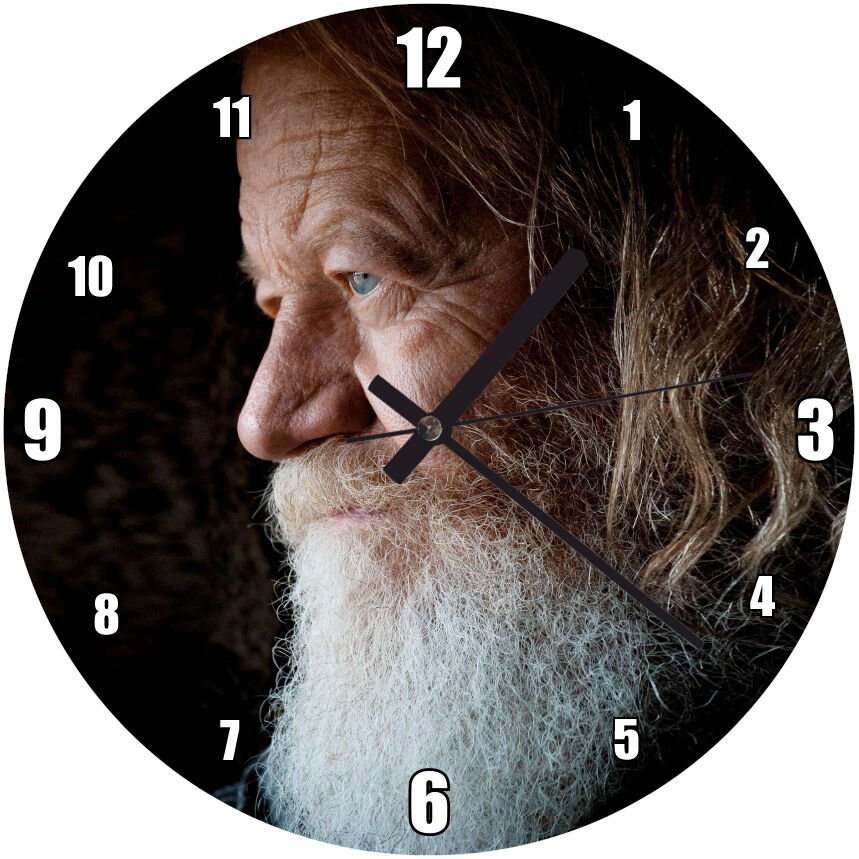 Yaşlı Adam Yan Görünümü Mdf Ahşap Duvar Saati