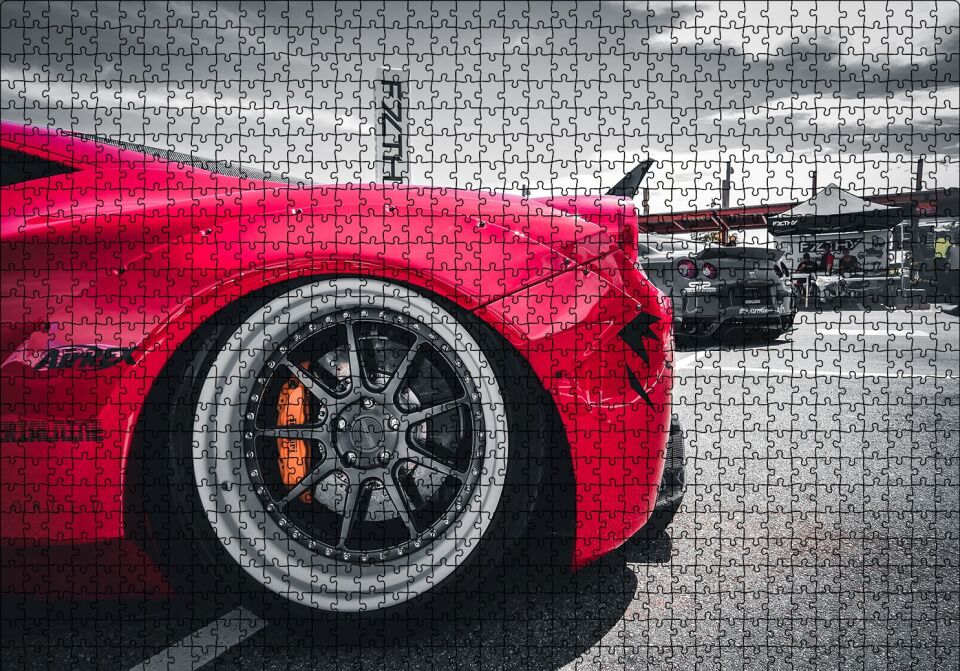Kırmızı Spor Araba Çelik Jant Detayı Puzzle Yapboz MDF Ahşap 1000 Parça 49 cm X 68 cm