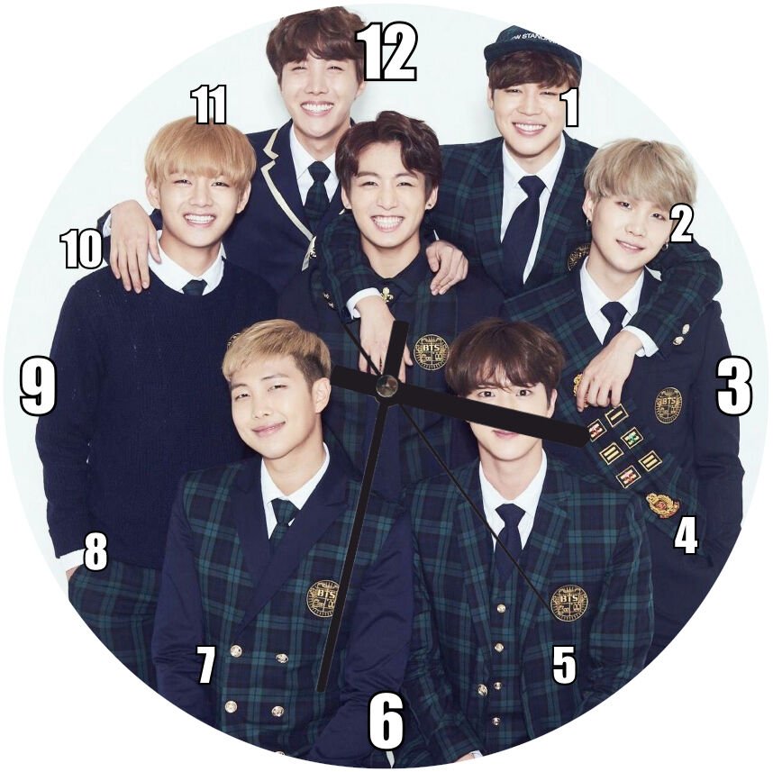 BTS Kore Pop Okul Üniformalı  Mdf Ahşap Duvar Saati 50 cm Çap