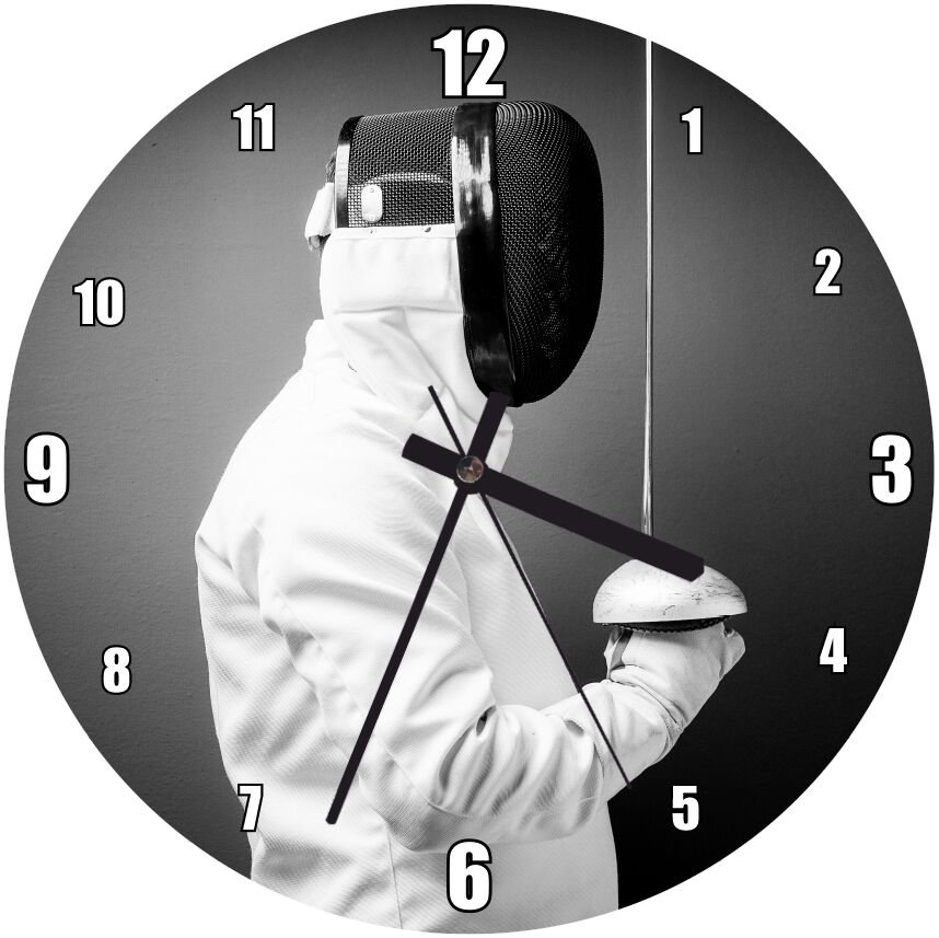 Eskrim Sporcusu ve Kılıcı Mdf Ahşap Duvar Saati