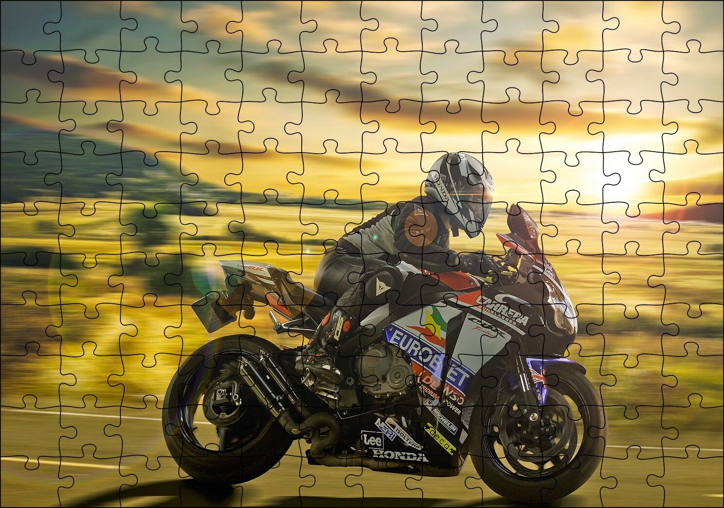 Honda Motosiklet Motosikletçi Görsel Puzzle Yapboz MDF Ahşap 120 Parça 24 cm X 34 cm