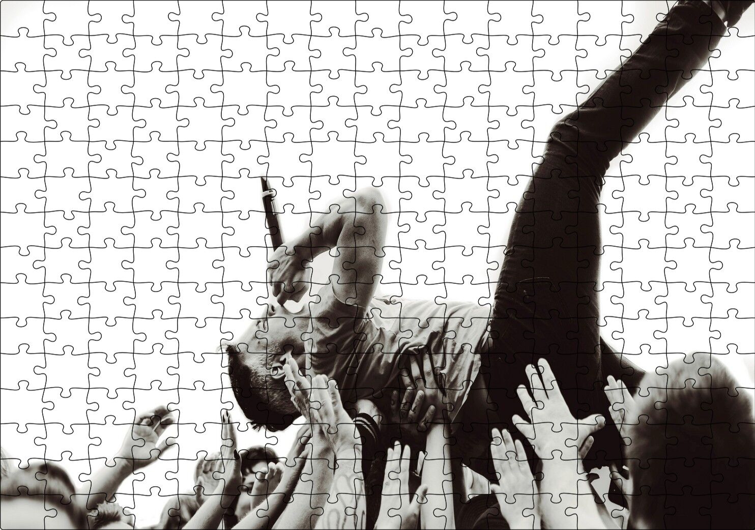 Rock Solisti Eller Üzerinde Siyah Beyaz Puzzle Yapboz MDF Ahşap 255 Parça 34 cm X 49 cm