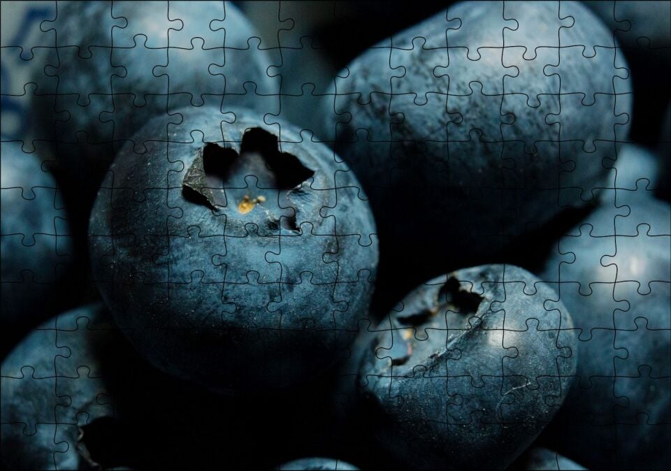 Yabanmersini Meyveleri Yakın Çekim Puzzle Yapboz MDF Ahşap