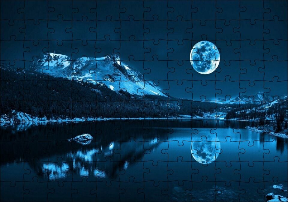 Karlı Dağ, Orman, Göl ve Süper Ay Puzzle Yapboz MDF Ahşap
