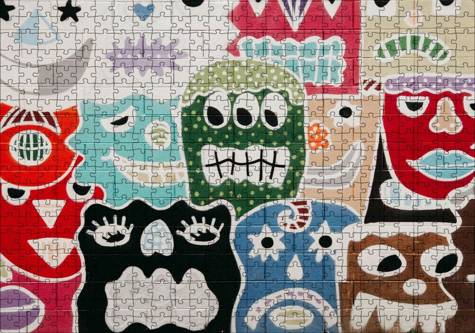 Duvarda Graffiti Yüzleri Puzzle Yapboz MDF Ahşap 500 Parça 49 cm X 68 cm
