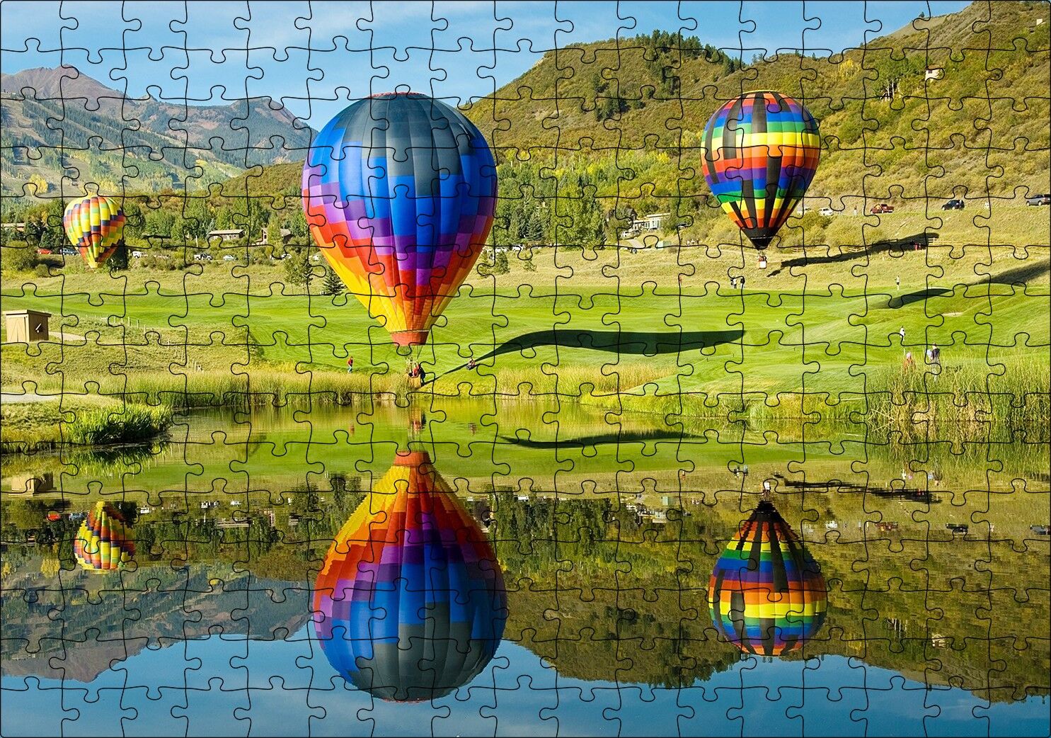 Uçan Balon Ve Yolcuları Görseli Puzzle Yapboz MDF Ahşap 255 Parça 34 cm X 49 cm