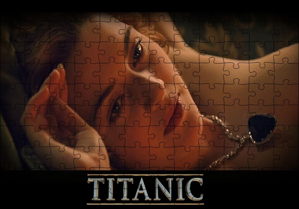 Titanic Rose Poz Veriyor Puzzle Yapboz MDF Ahşap