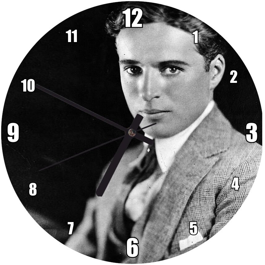 Genç Charles Chaplin'in 1889 1977 Mdf Ahşap Duvar Saati 50 cm Çap