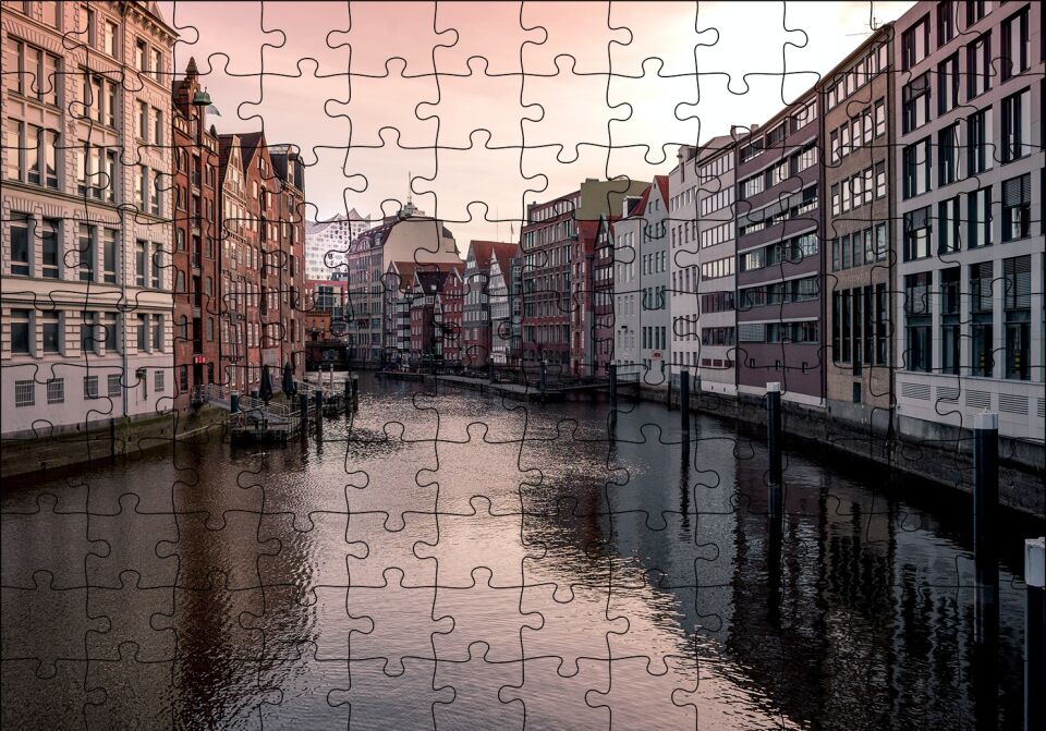 Kanal ve Etrafındaki Binalar Puzzle Yapboz MDF Ahşap