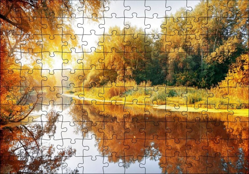 Sonbaharda Ormanın İçindeki Berrak Nehir Puzzle Yapboz MDF Ahşap