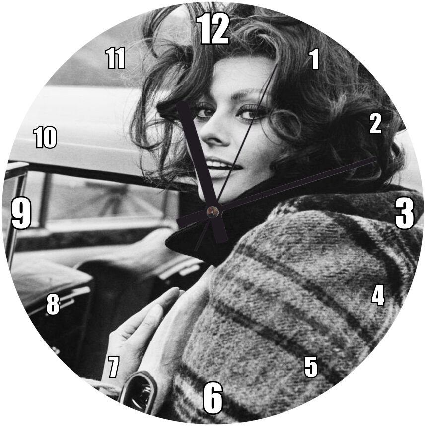 Sophia Loren Telefonda Mdf Ahşap Duvar Saati 50 cm Çap