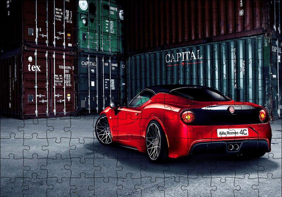 Arkadan Görünüş Alfa Romeo 4C ve Konteynerler Puzzle Yapboz MDF Ahşap 120 Parça 24 cm X 34 cm
