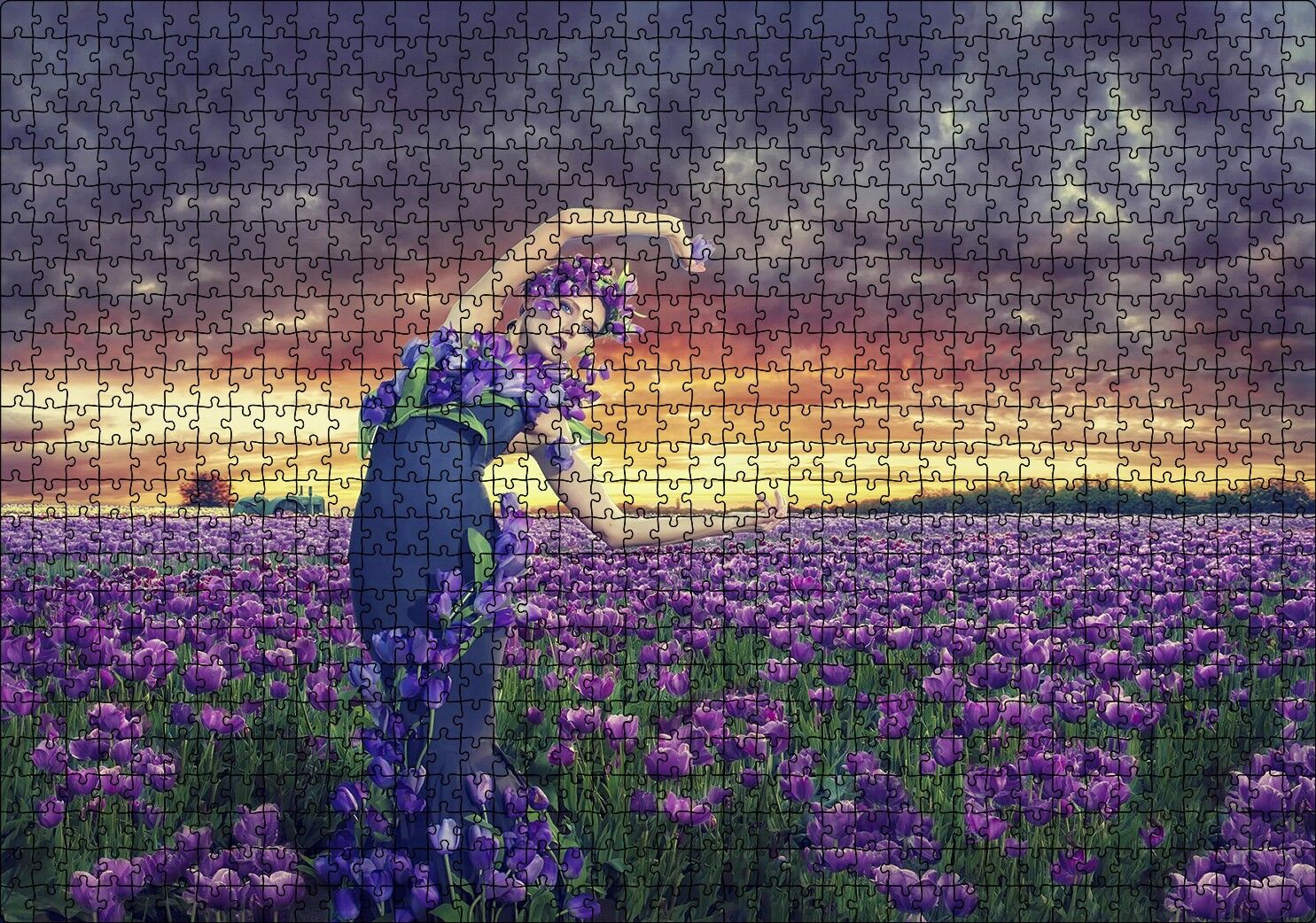 Mor Laleler Mor Elbiseli Kadın Mor Gökler Puzzle Yapboz MDF Ahşap 1000 Parça 49 cm X 68 cm