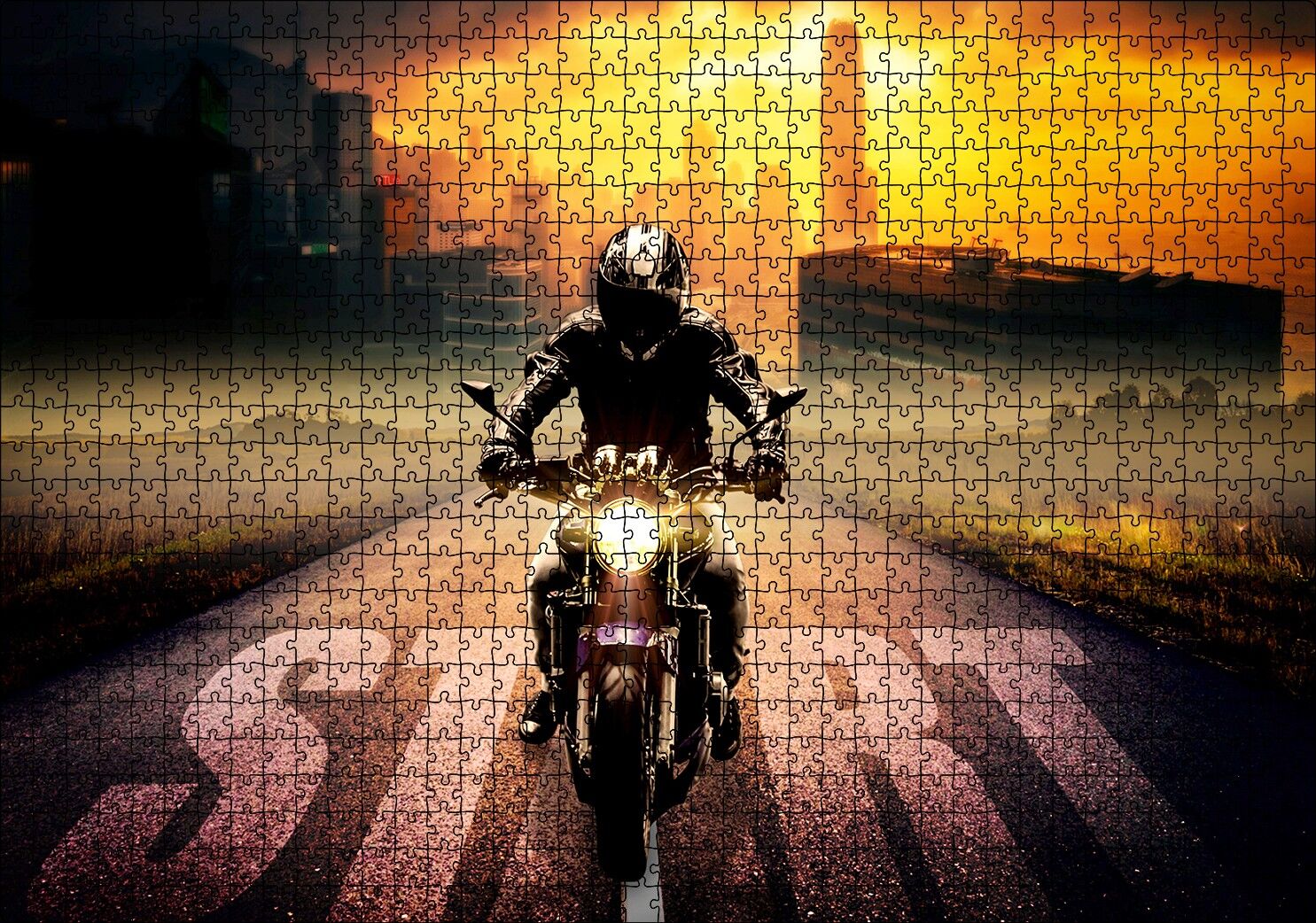 Motorsikletli Adam Günbatımı ve Gökdelenler Puzzle Yapboz MDF Ahşap 1000 Parça 49 cm X 68 cm
