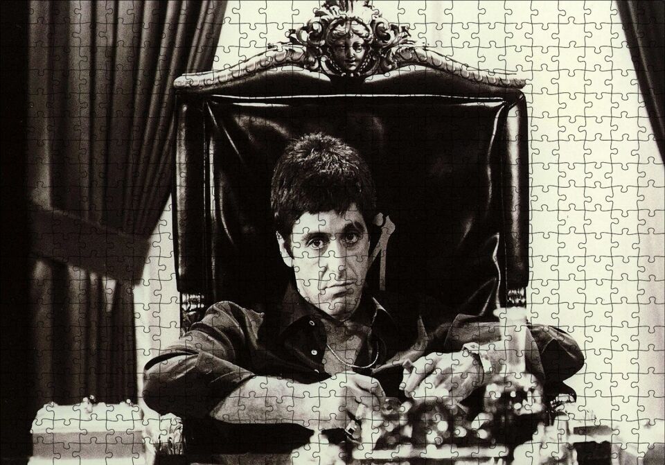 Tony Montana Siyah Beyaz Puzzle Yapboz MDF Ahşap 500 Parça 49 cm X 68 cm