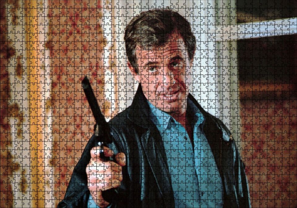 Jean Paul Belmondo Silahlı Puzzle Yapboz MDF Ahşap 1000 Parça 49 cm X 68 cm