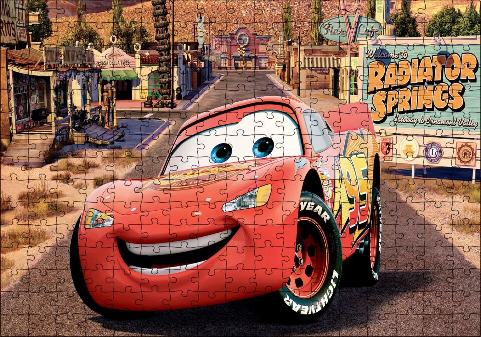 Disney Şimşek McQueen, mcQueen Arabalar Puzzle Yapboz MDF Ahşap 255 Parça 34 cm X 49 cm