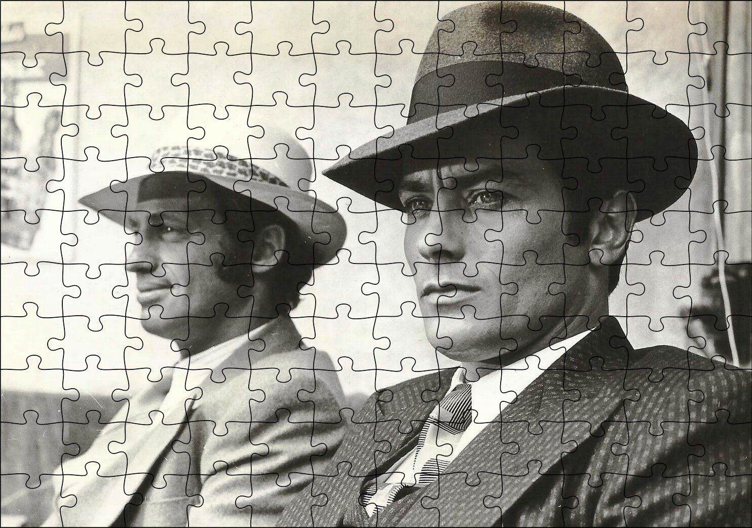 Jean Paul Belmondo ve Alain Delon Siyah Beyaz Puzzle Yapboz MDF Ahşap 120 Parça 24 cm X 34 cm